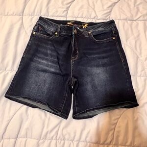 Seven7 Shorts